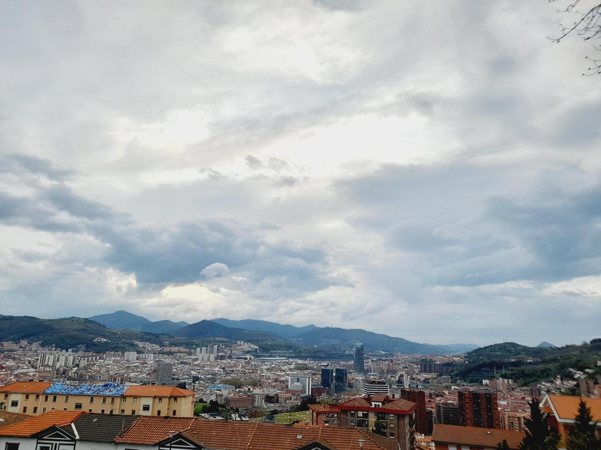 Calida Estancia Descubre La Ciudad Bilbao Ngoại thất bức ảnh